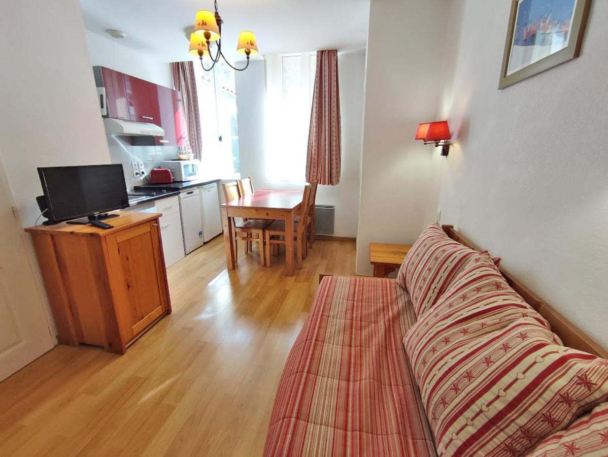 Pat 83, T2, Centre Luchon, Wifi, Casier A Skis, 4 Personnes Bagnères-de-Luchon Exteriér fotografie